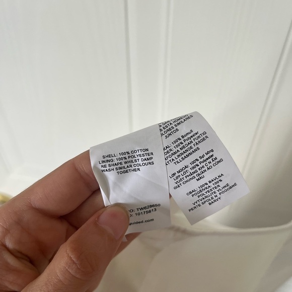 MISSGUIDED White Puff-Sleeve Blouse - Picture 8 of 10